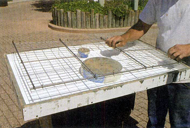 June 2006 Concrete Decor-Perfecting Pool Decks